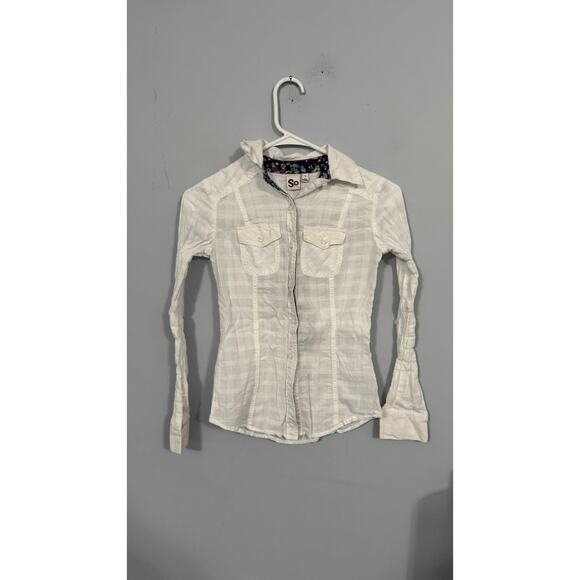 SO White Fitted Button Down Shirt 100% Cotton Juniors Size Small Long Sleeves - Picture 1 of 7